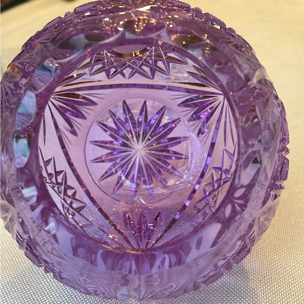 Rare high quality Purple Cut Glass Vase, rosebowl change color under LED light